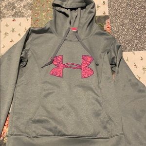 Under Armour sweatshirt